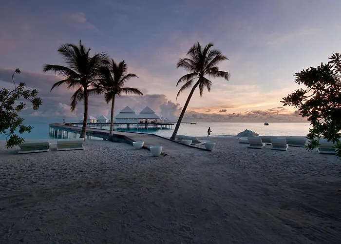 Diamonds Thudufushi Maldives Resort & Spa