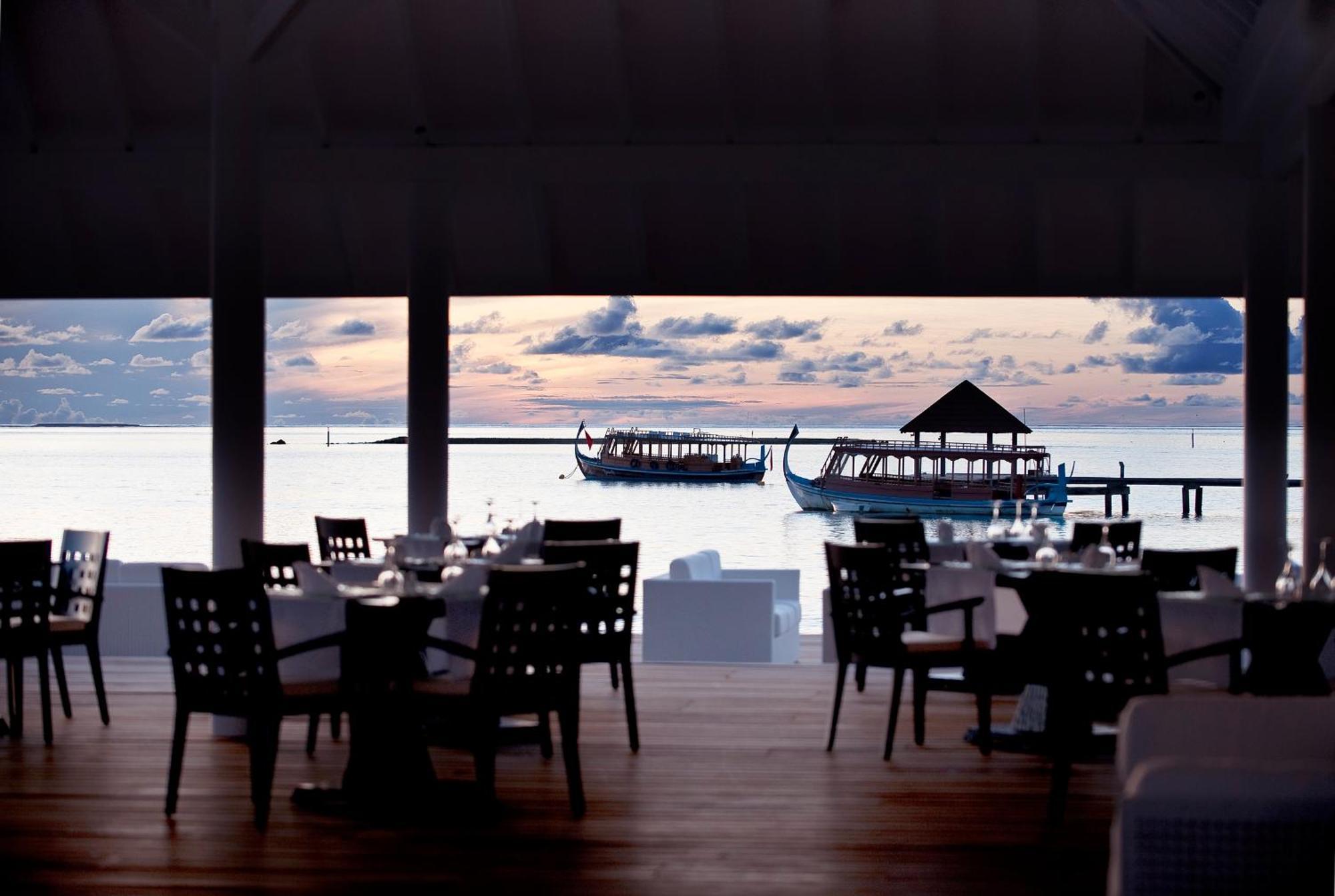 Diamonds Thudufushi Maldives & सहारा 5*