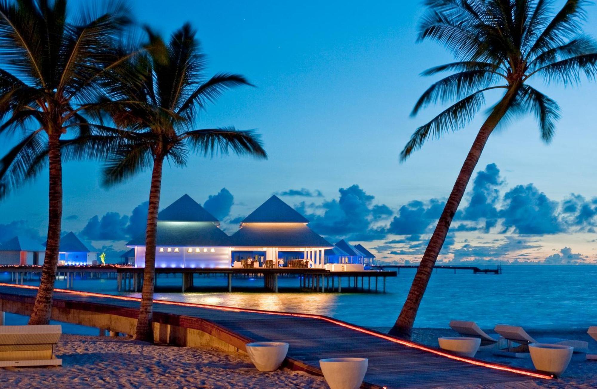 Diamonds Thudufushi Maldives & सहारा