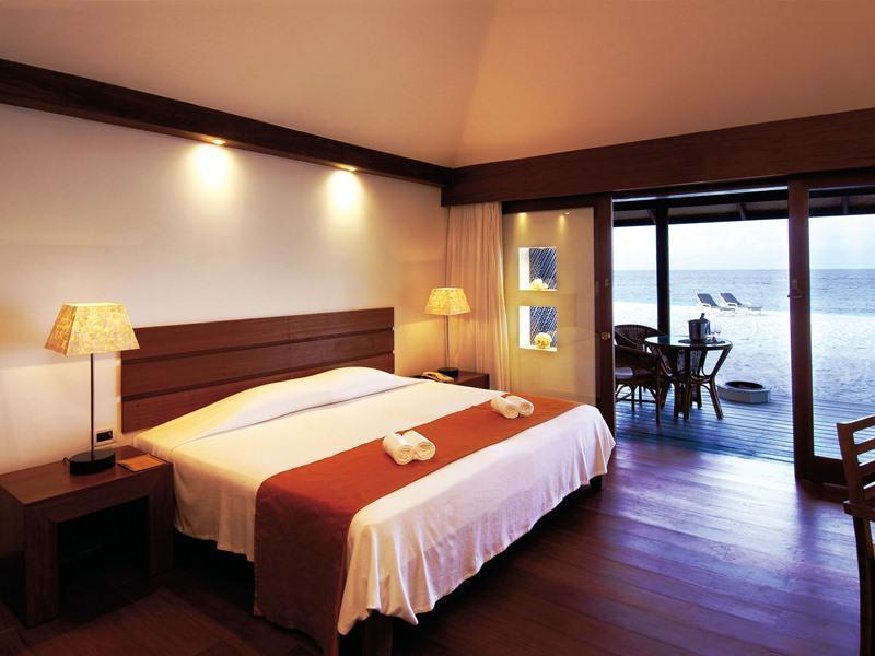 Diamonds Thudufushi Maldives & 5* Thundufushi